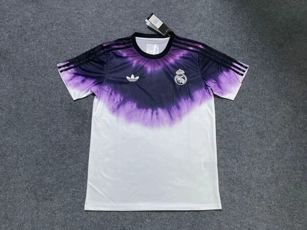 Camiseta réplica del Real Madrid FC de una sola pieza